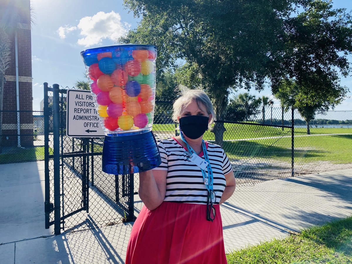 Any way you “ADD” it up, tonight’s Math Mania Drive Thru was a BLAST! From our Estimation Station to Fluency stops around every corner (literally), Midway scholars put their math skills to the test tonight! ➕➗➖✖️

Have fun playing all your new Math games Roadrunners!