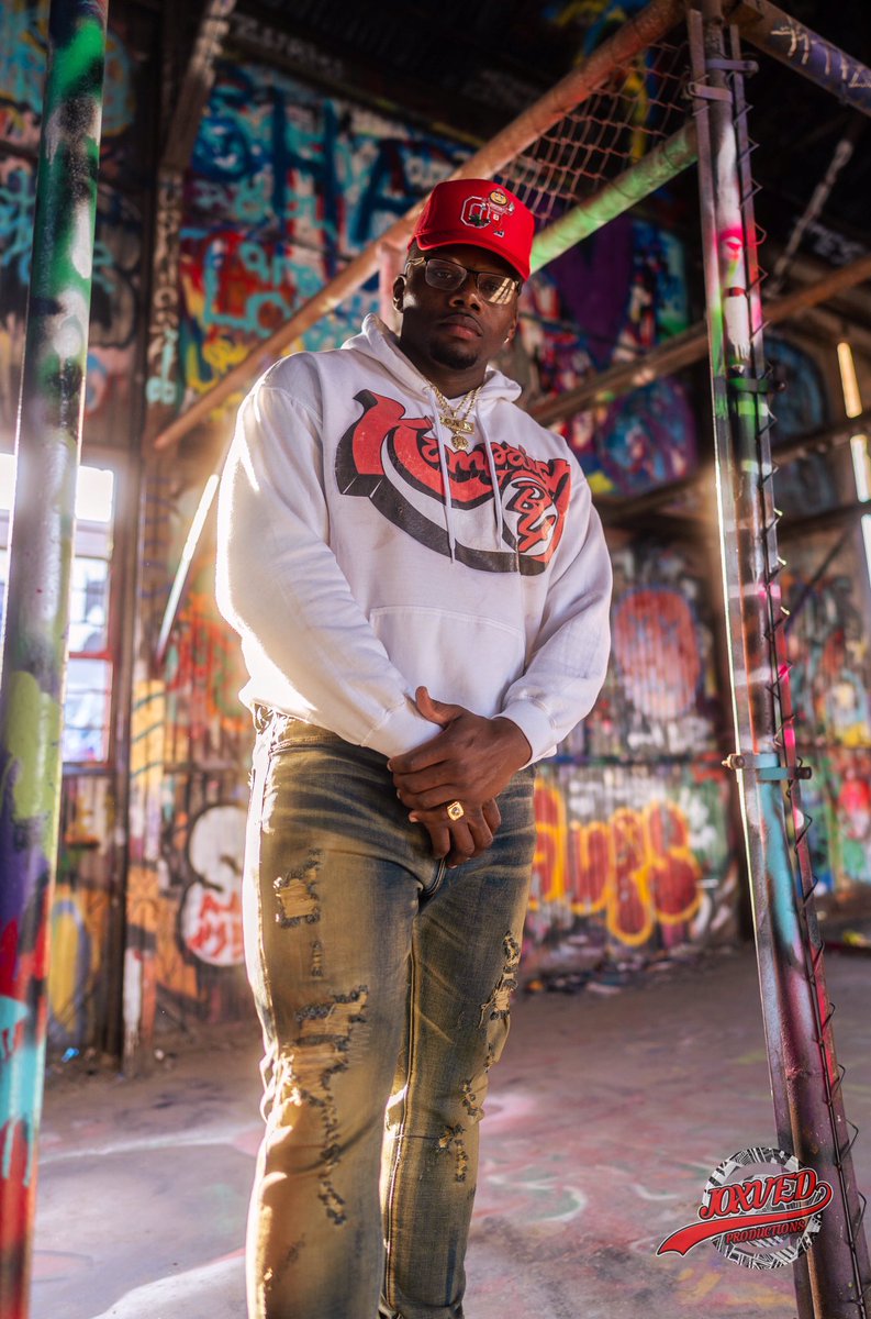 KMPGNThaBrand's tweet photo. Today you can stream new music from @In_MyBAG2700 &amp; @CFN_official2C and Friday you can buy some official #KAMPAIGN merch👏🏽
📸: @joxvedproductions https://t.co/8y3Jg3tV3J