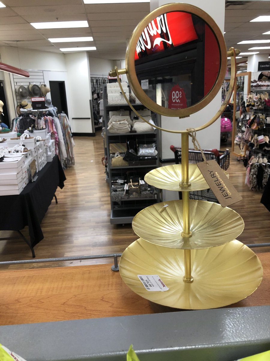 For when you’re doing your make up, but you also want some petit fours￼, because executing the perfect cat-eye is tedious.  #tjmaxx #cateye