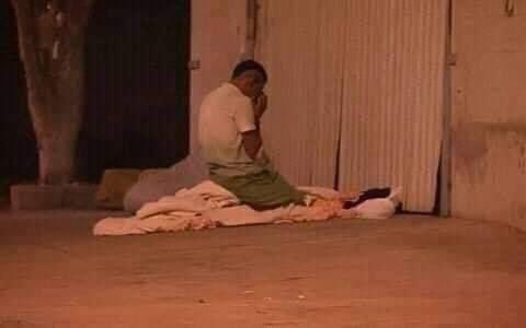 Que Deus proteja os moradores de rua e os animais neste frio amém 🙏🏽🙌🏽