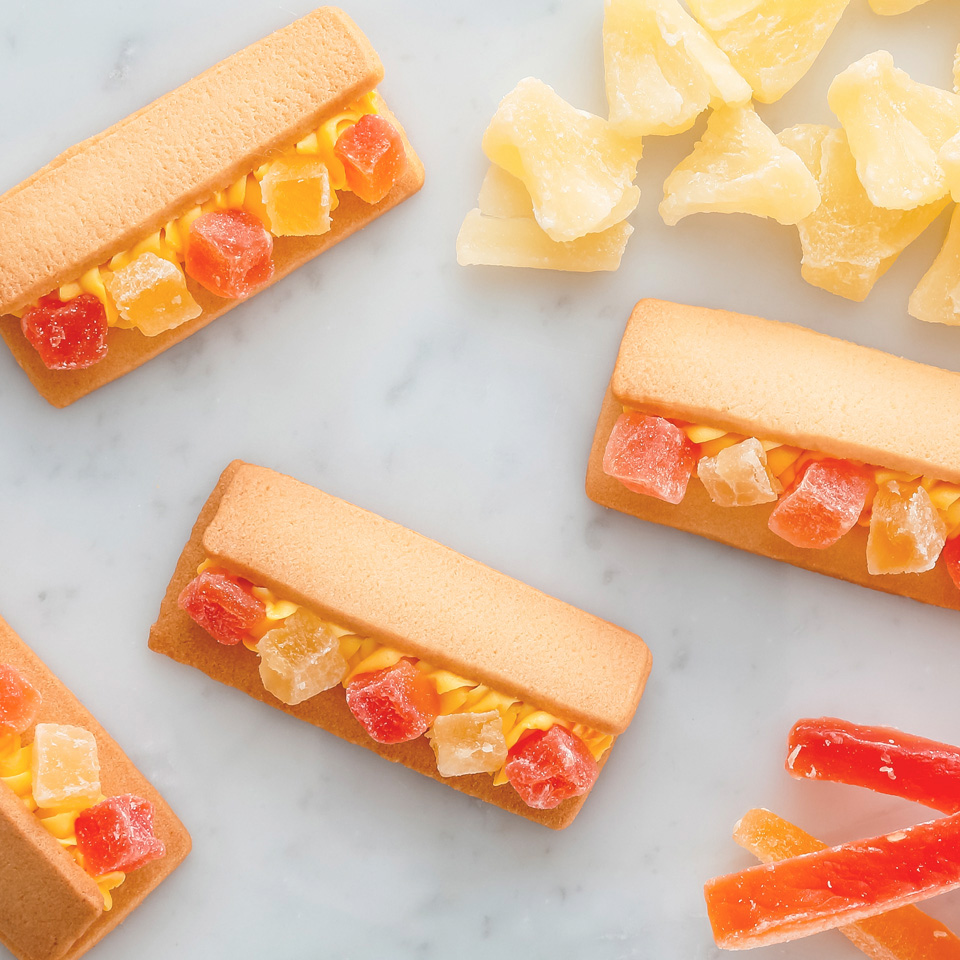 C3 シーキューブ 公式 味も見た目も美しいドレスアップクッキー トロピカルウィッチ これからの夏気分を盛り上げる季節限定商品が発売しました 見て 食べて 気分があがるお菓子に仕上がっています 公式オンラインショップでチェック T C3 シーキューブ 公式 味も見た目も美しいドレスアップクッキー トロピカルウィッチ これからの夏気分を盛り上げる季節限定商品が発売しました 見て 食べて 気分があがるお菓子に仕上がっています 公式オンラインショップでチェック T