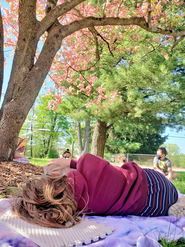 MrsWesleysClass's tweet image. Another beautiful day for this group of fantastic learners! #WeAreJCPS #JCPSReturn