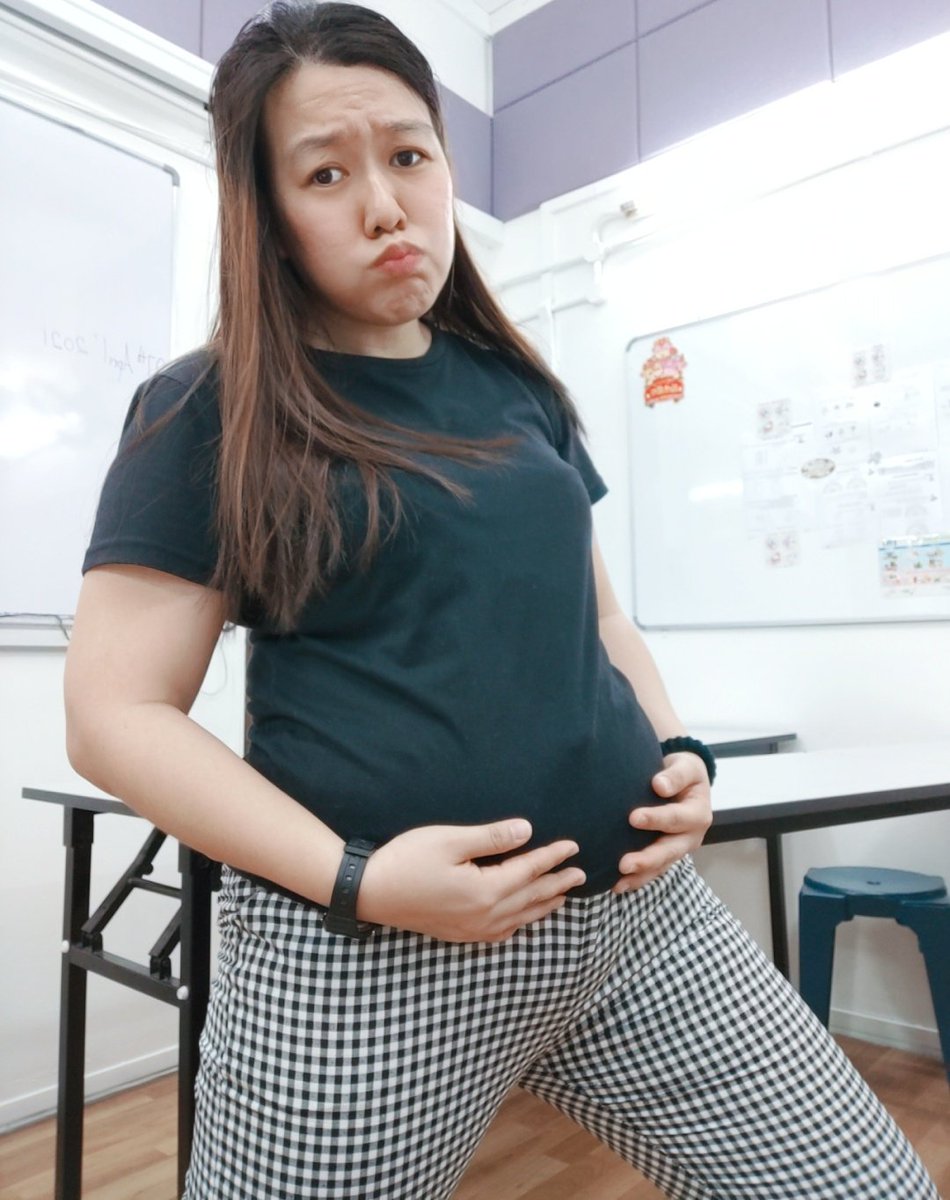 chua_zhuorui's tweet image. Good morning. There's wind today for the baby. 🌄 👶🏻🤰

#checkeredpants 
#midweekmadness