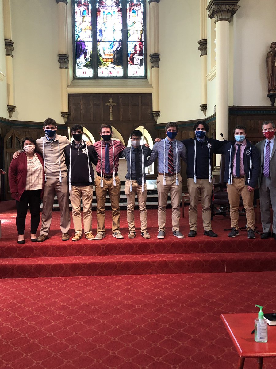 HGPmodelUN's tweet image. Today the Model UN team celebrated our seniors in a formal farewell. Congratulations to Gabe, Justin, Evan, Rohin, Brian, Joe, and Dylan. We will miss you so much! #HGPMUN