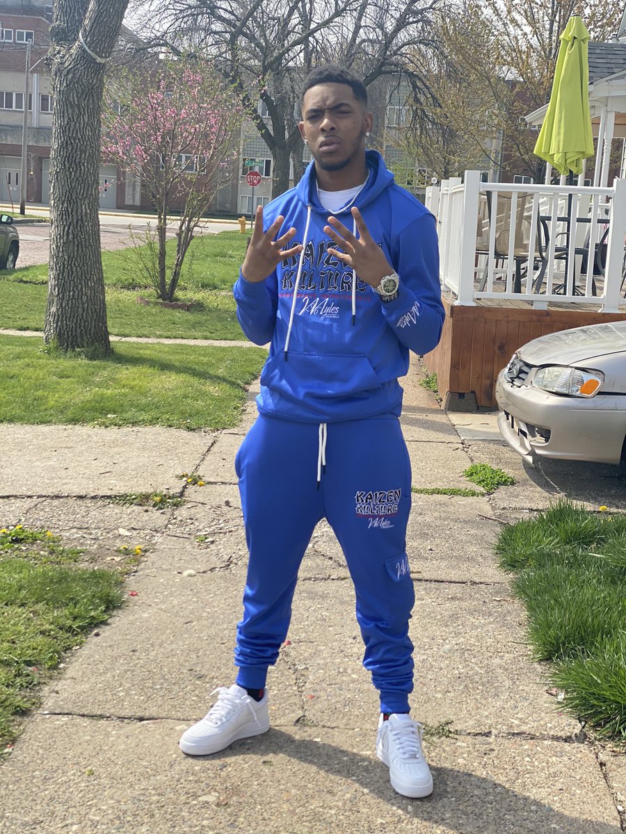 KingTray121's tweet photo. “Say They Don’t Fuck With Me Dats Cause They Can’t N’ I’m Not Actin’ Like Nothin’ I Ain’t”💯🥶#DgafMode💪🏽 https://t.co/XXIBjXvnOS