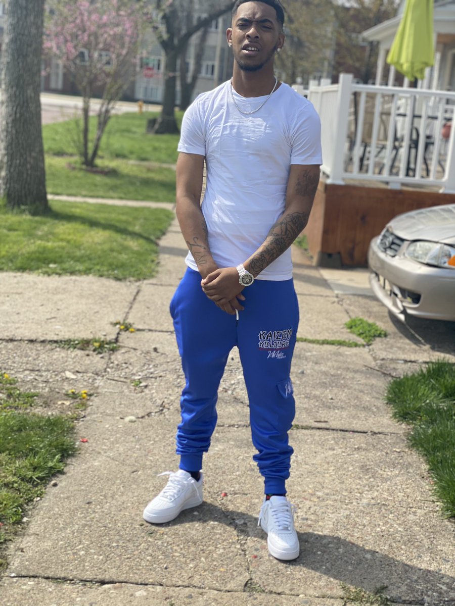 KingTray121's tweet photo. “Say They Don’t Fuck With Me Dats Cause They Can’t N’ I’m Not Actin’ Like Nothin’ I Ain’t”💯🥶#DgafMode💪🏽 https://t.co/XXIBjXvnOS