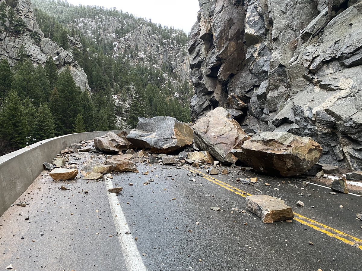 CSP_News's tweet image. ALERT: Highway 119 (Boulder county) closed for rock slide, massive boulders blocking roadway. Extended closure expected, check COTrip.org for updates, alternate routes.
