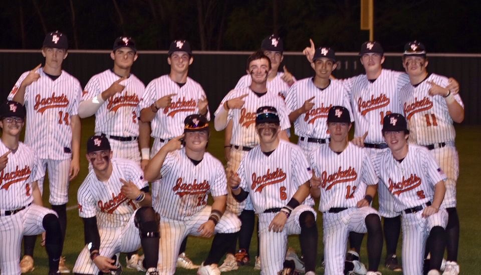 EFJacketBaseball tweet media