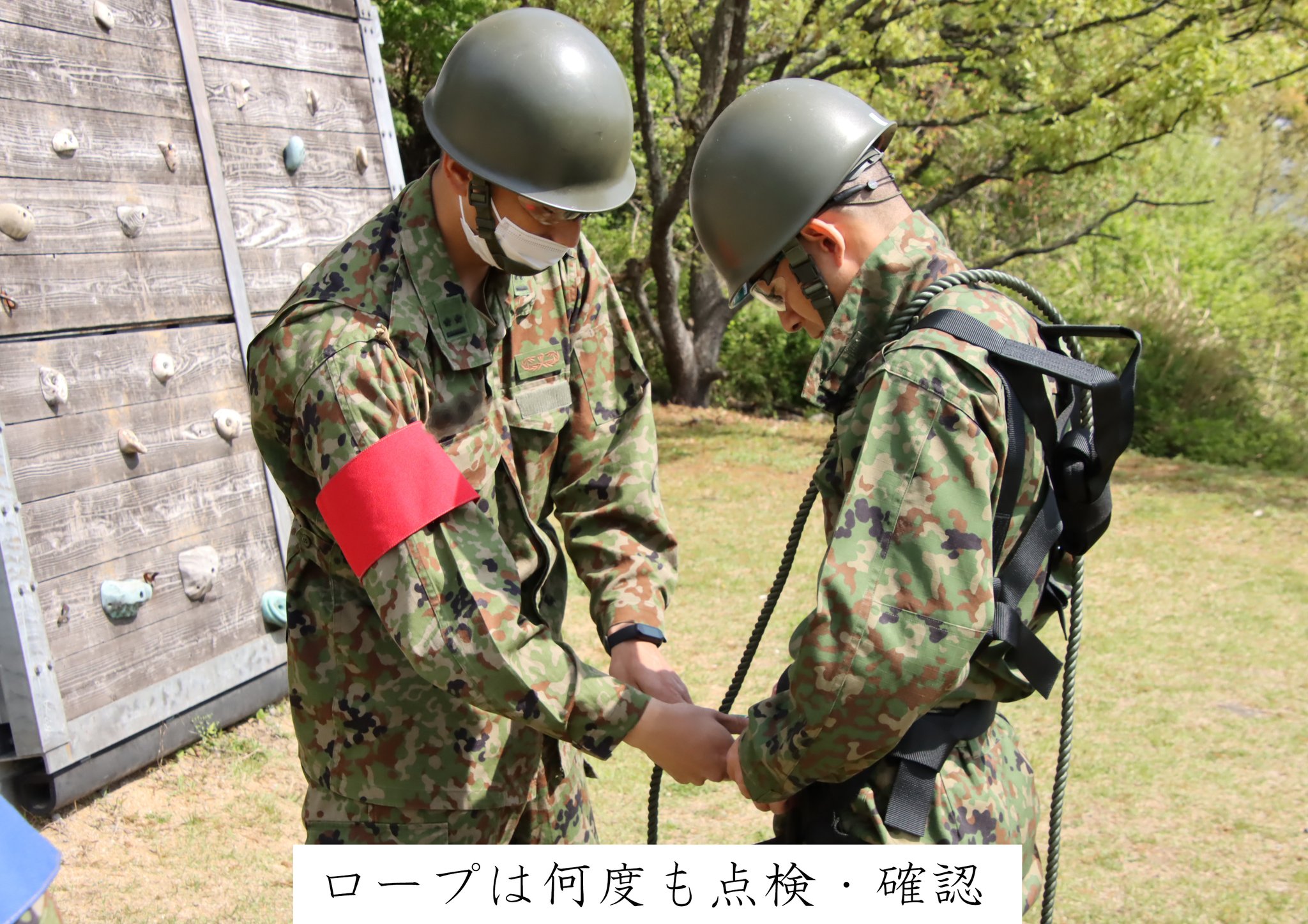 レンジャーロープ　陸自　自衛隊 陸上自衛隊レンジャー ロープ降下に観客興奮！ | Japan Ground