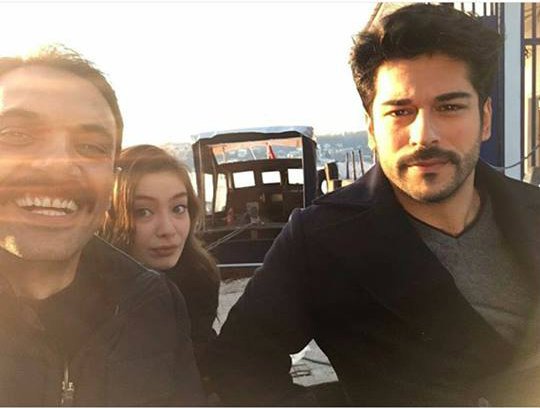 ArtNesbur's tweet photo. Flash-Back: 𝕲𝖗𝖊𝖆𝖙 𝖒𝖔𝖒𝖊𝖓𝖙𝖘 ♡

#NihKem ; #KaraSevda 
#BurakÖzçivit ; #NeslihanAtagül https://t.co/SENF9ETvvr