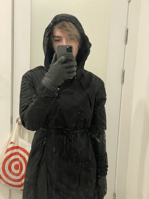 I took these photos ages ago for a ghostface simp so enjoy https://t.co/5V2QjhsxaL