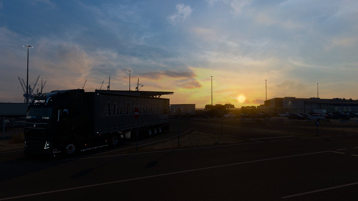 TcAtakanKobatli's tweet photo. Volvo Fh16 750®
Euro Truck Simulator 2 ®
#trucks #scssoftware #crusingIberia
#volvo #game #gamer #simulation  #pcgamer #pcgamerworld #gamewolf84 @SCSsoftware @volvotrucksturkiye @volvotrucks @volvotrucksna @volvotrucksuk @volvo @volvotrucksyakutia  @volvotrucks_de https://t.co/PD8o6OO4X7