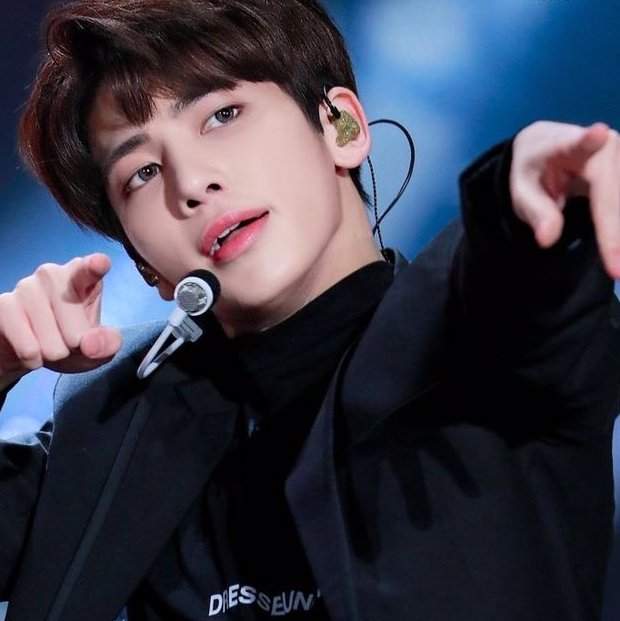 taekook and taegyu in black &amp; white