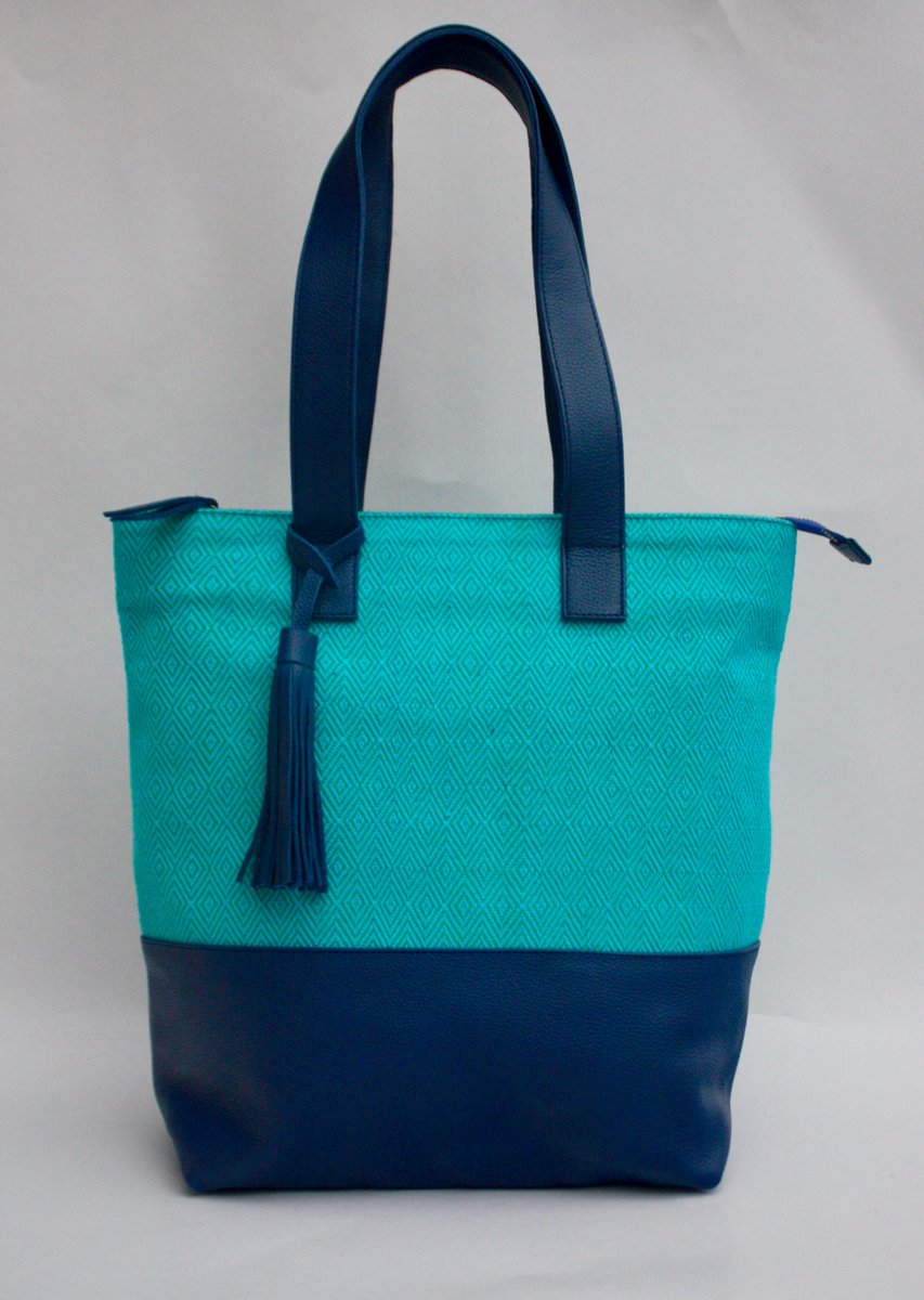 MEXICLOTHING's tweet photo. A handful of new pieces just added to our handbag collection are now live. View here >> https://t.co/tt5NuXFCeQ https://t.co/qg0gBWUFkX