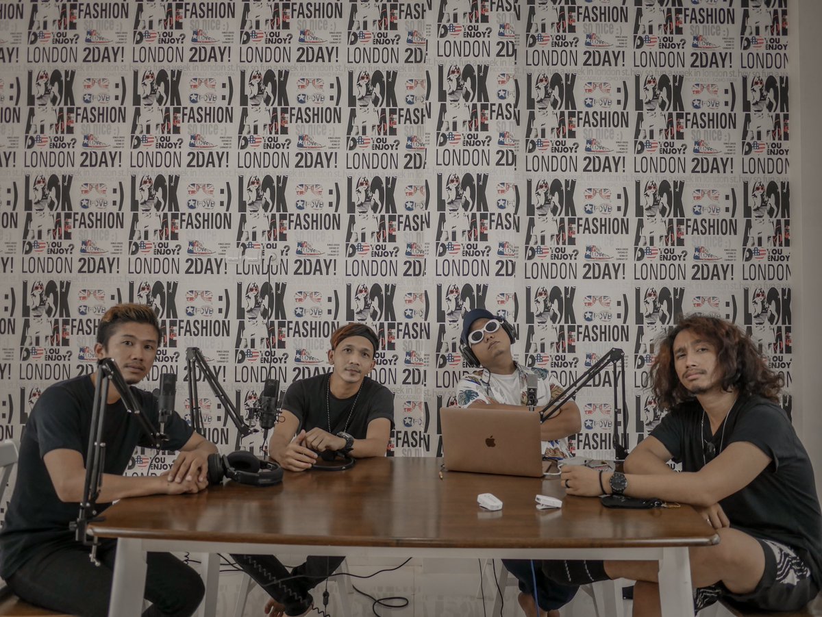 Sore ini #pandazngabuburid bareng <a href="/RADICTABAND_/">RADICTA OFFICIAL</a>  
jangan lupa di pandazchannel ,, 
#pandazpodcast #podcastbanua #radictaband