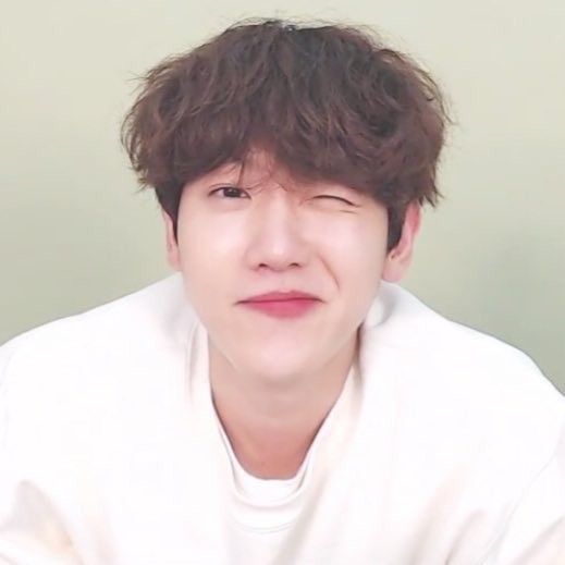 ~a thread of Baekhyun's ramdon pics that makes you soft&inlove 