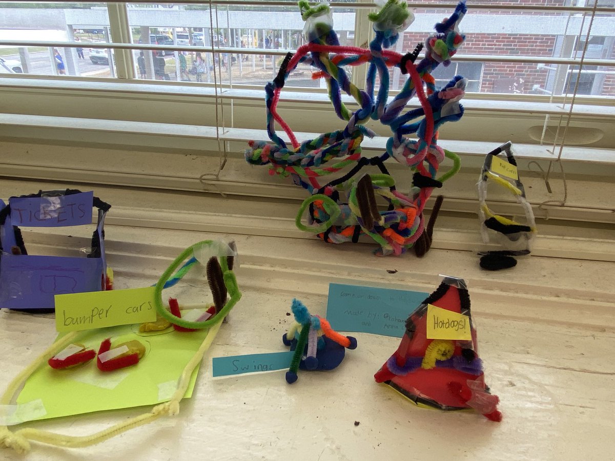 courtneyspecial's tweet image. The end of the year is for application,STEAM activities,&amp;amp;4th grade prep!We applied our knowledge of area/perimeter today as we calculated measurements for our amusement park project.The best part was constructing our own mini rides&amp;amp;attractions #specialeclass ⁦@EESPrincipal⁩