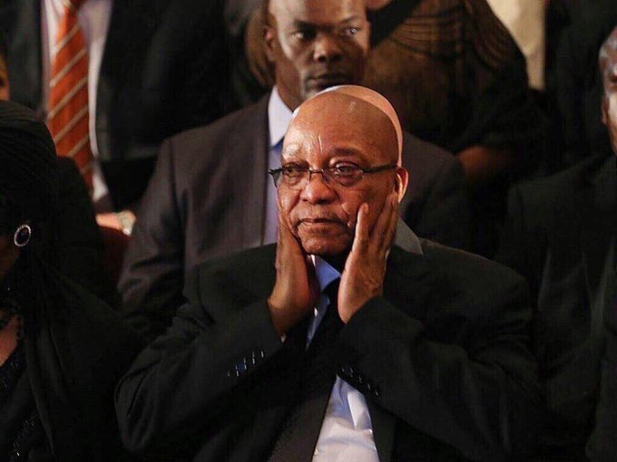 PriinceySA's tweet photo. So Mosebenzi Zwane looked Zondo in the eyes and said the reason he hitched a flight with the Guptas was because of "throat problems" 😲. We are laughing but this was a whole minister. A husband and a father. Wat Zuma did to this country can't be undone. #StateCaptureInquiry https://t.co/9NzQ4uS8Dk