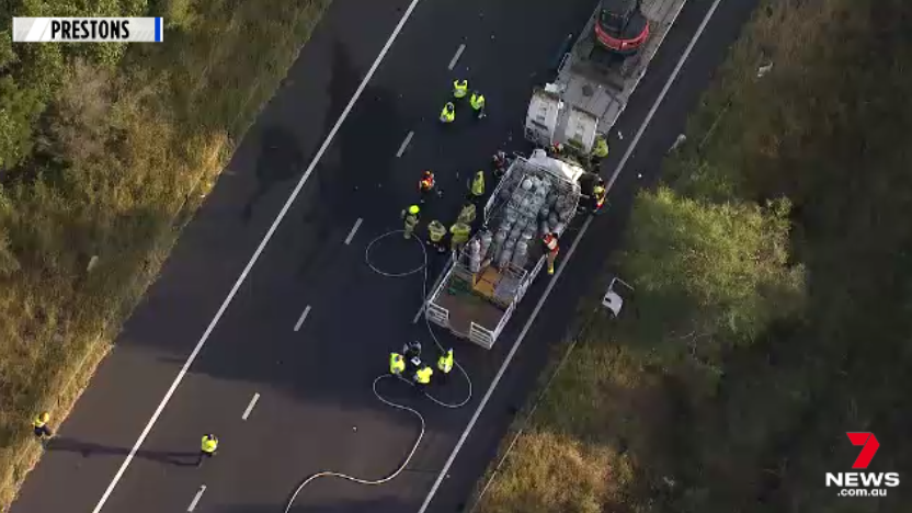 7NewsSydney's tweet image. Prestons: A man has died after two trucks crashed on the M7 this morning, trapping him. He died at the scene. The driver of the other truck was taken to hospital for mandatory testing. 7NEWS at 6pm. 7NEWS.com.au #Prestons #7NEWS