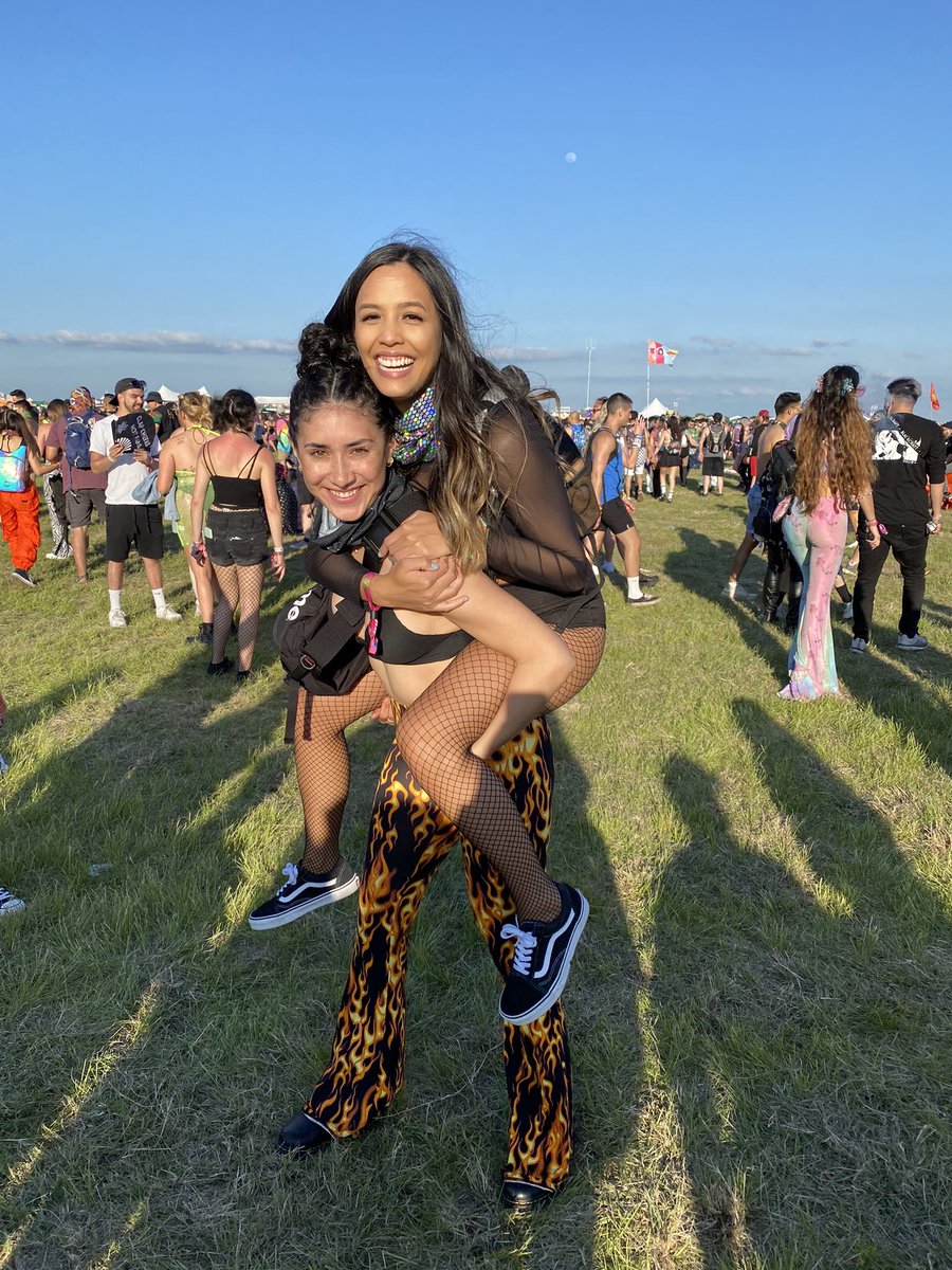 Nousette_'s tweet image. An experience like no other! 🔥🍍#UBBIDUBBI2021 #ubbidubbi