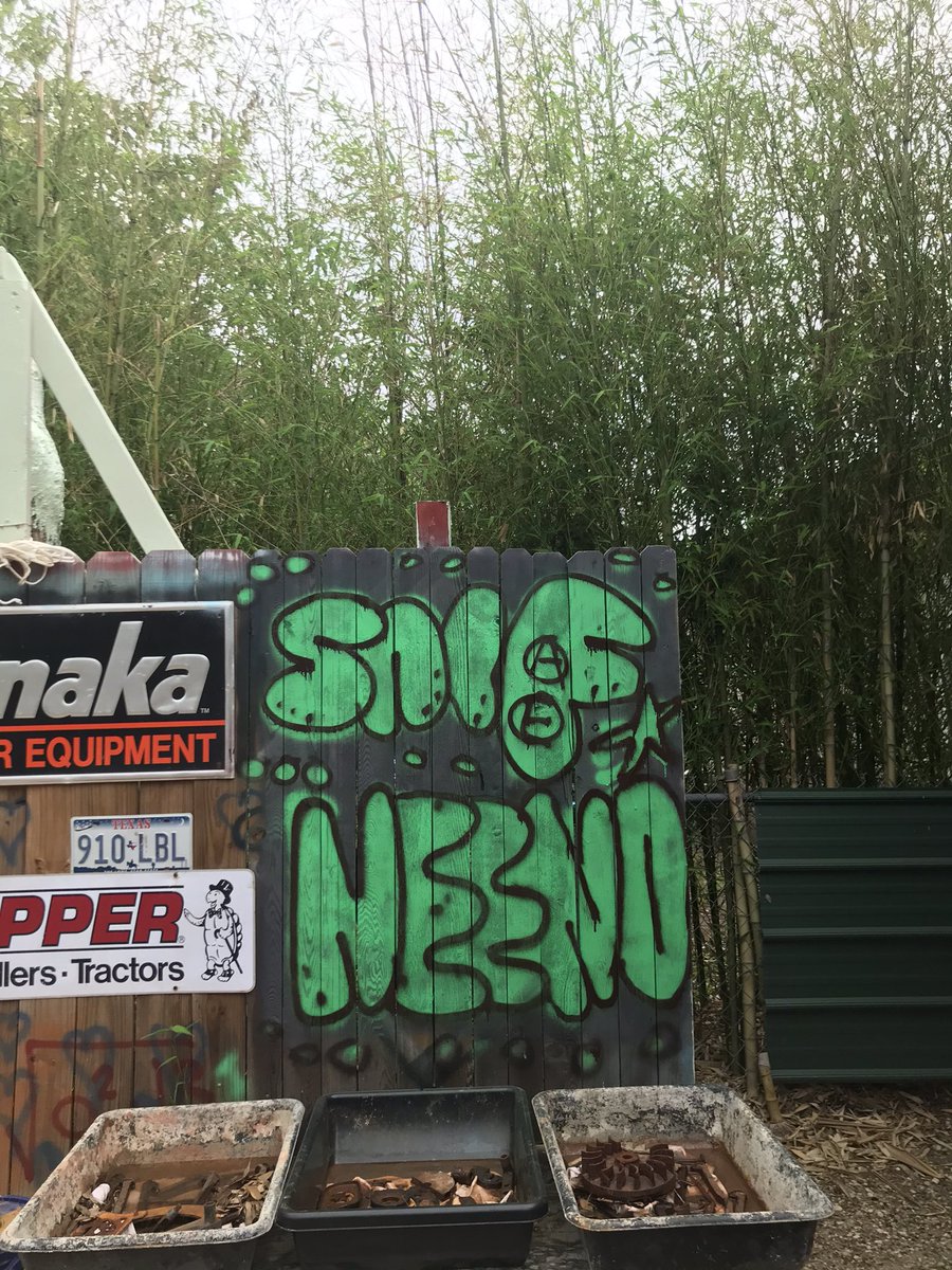 data70s's tweet image. 