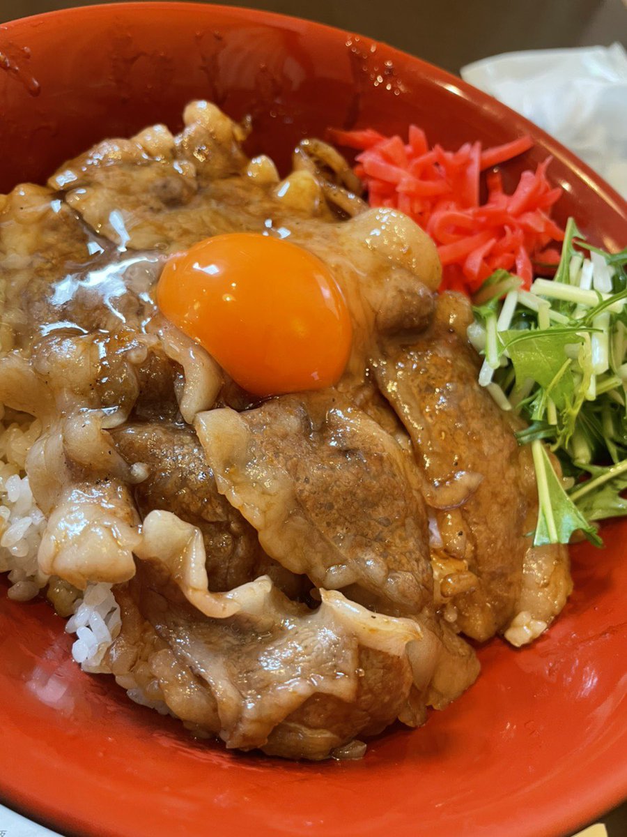 青い鳥牧場 うし玉さんの 焼肉丼 ランチで行ってきました 上質な峯野牛と 濃厚な浜北コーチンの絡みが半端ない美味しさ 皆さまにも是非味わっていただきたい一品です 浜松市 浜北区 うし玉 ランチ 焼肉丼 峯野牛 浜北コーチン 青い鳥牧場 うし玉さんの 焼肉丼 ランチで行ってきました 上質な峯野牛と 濃厚な浜北コーチンの絡みが半端ない美味しさ 皆さまにも是非味わっていただきたい一品です 浜松市 浜北区 うし玉 ランチ 焼肉丼 峯野牛 浜北コーチン
