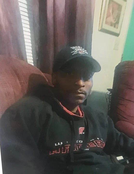 DERRICK SCOTT. May 2019. Body cam footage revealed Oklahoma City officers physically arresting and restraining Derrick Scott as he pleaded that he couldn’t breathe + needed medicine, the cop responded he didn’t care, and Scott died. The officers were never charged or reprimanded