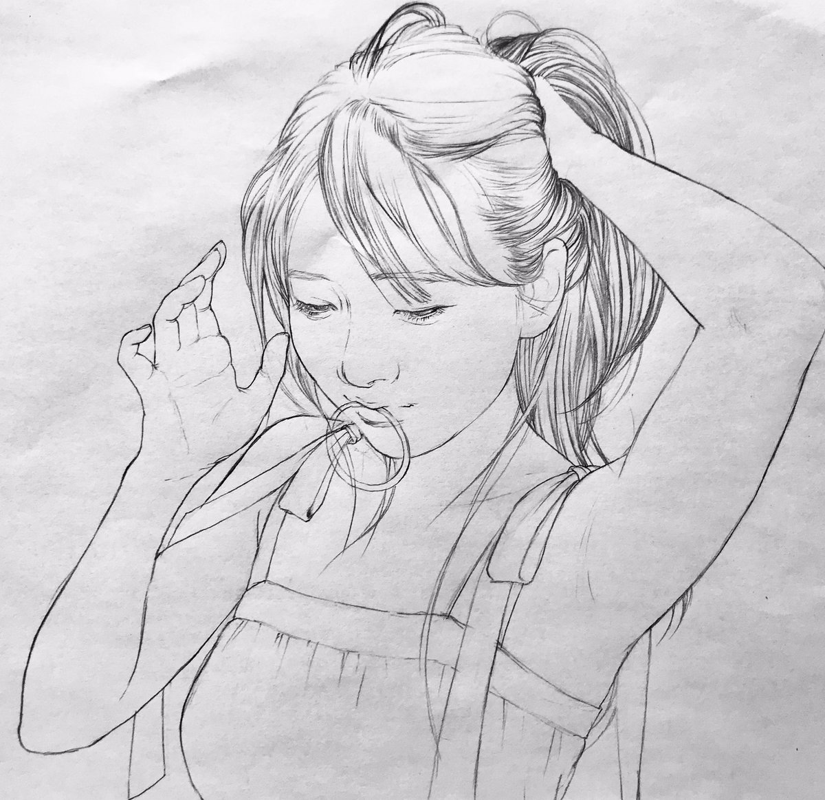 友人の娘さんを描かせてもらう♡生まれる前から…なんなら両親の馴れ初めから知ってるので感慨深い。さすが最近の若手はスタイルがいい。そして毛の質と量が素晴らしい。 