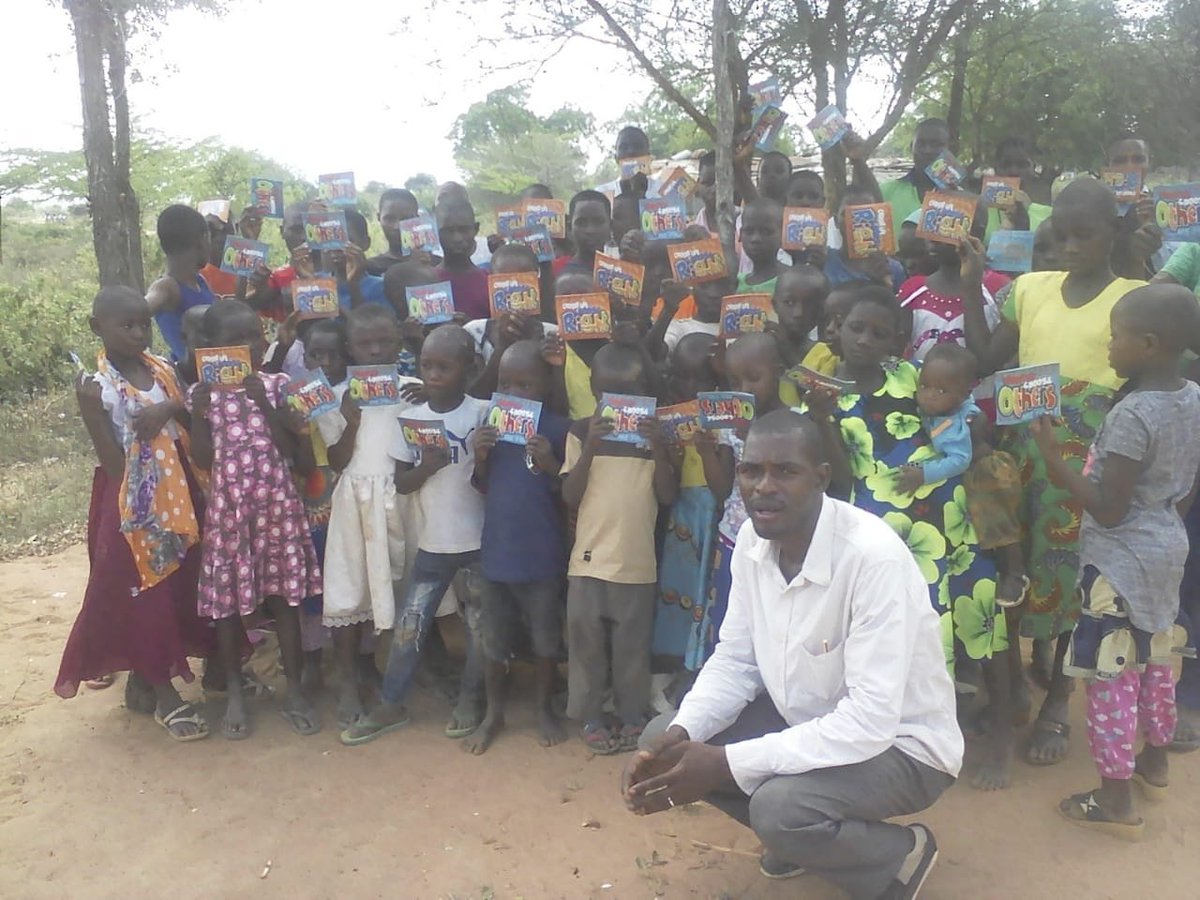 LifewordsA's tweet photo. We are ready to equip you with children resources that will make it much easier to minister the gospel to them. https://t.co/ruIcUa8b4T