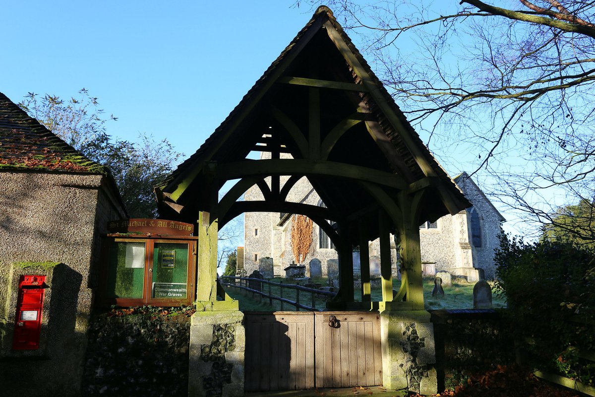 Day 154 of the Kent church a day.St Michael and All Angels, Throwley.St Michael and All Angles is a large and from the outside and interesting looking church, looked like it had a story to tell.