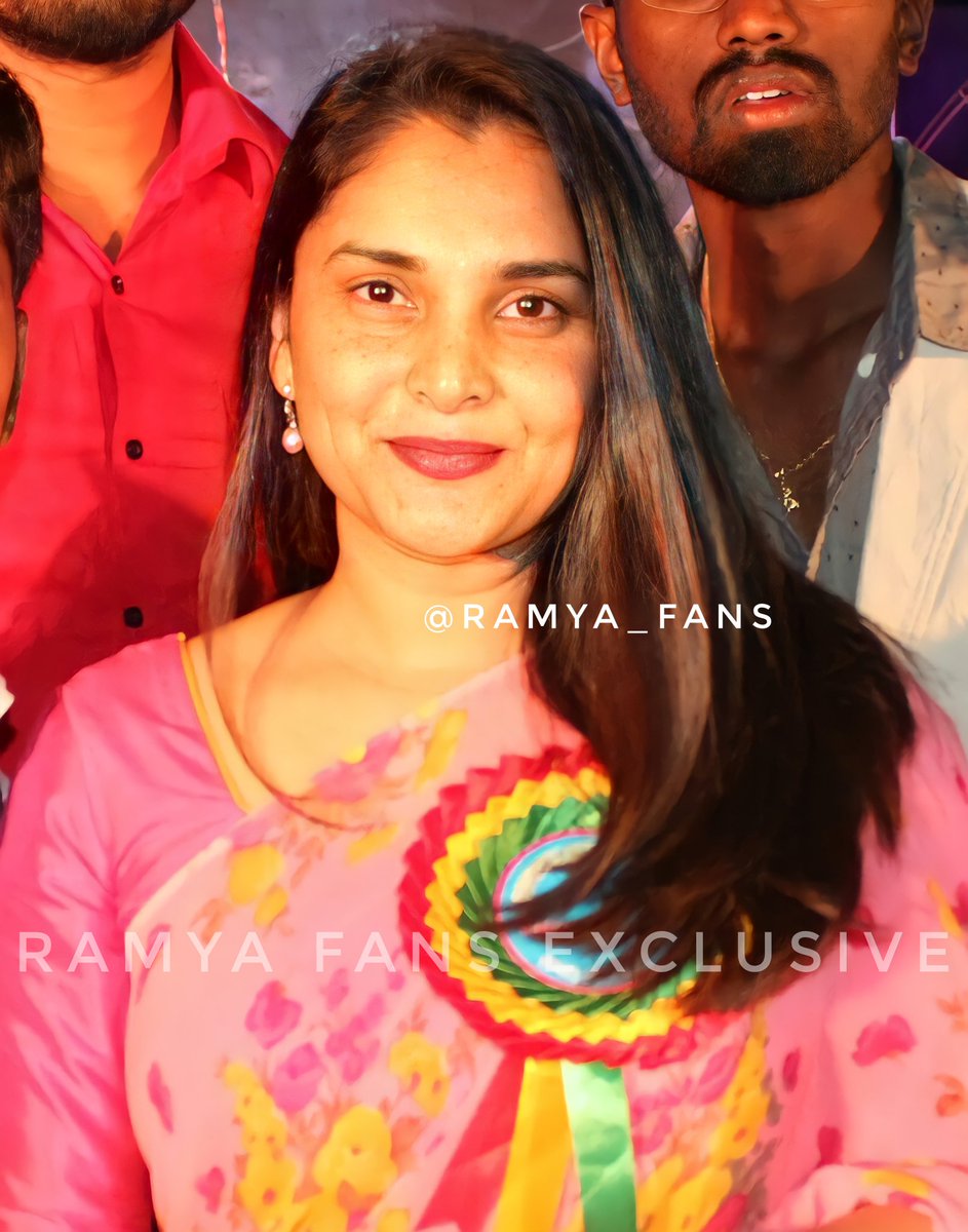 fans_ramya's tweet photo. ಸ್ಯಾಂಡಲ್ ವುಡ್ ಕ್ವೀನ್ ರಮ್ಯಾ 
@divyaspandana
 #Sandalwoodqueen #sandalwoodpadmavati #sandalwoodqueenramya  #kannadthi #nimmaramya 
 #divyaspandana #padmavati #luckystar_ramya  #mohakataareramya #goldengirl_ramya #ramya #ramya_fans https://t.co/KmGWs4Gfej