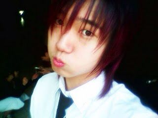 sujusapphire59's tweet photo. YESUNG PRE-DEBUT ..  Talented selca king💙
#Yesung #SUPERJUNIOR #슈퍼주니어 @SJofficial https://t.co/iB99KHahdF