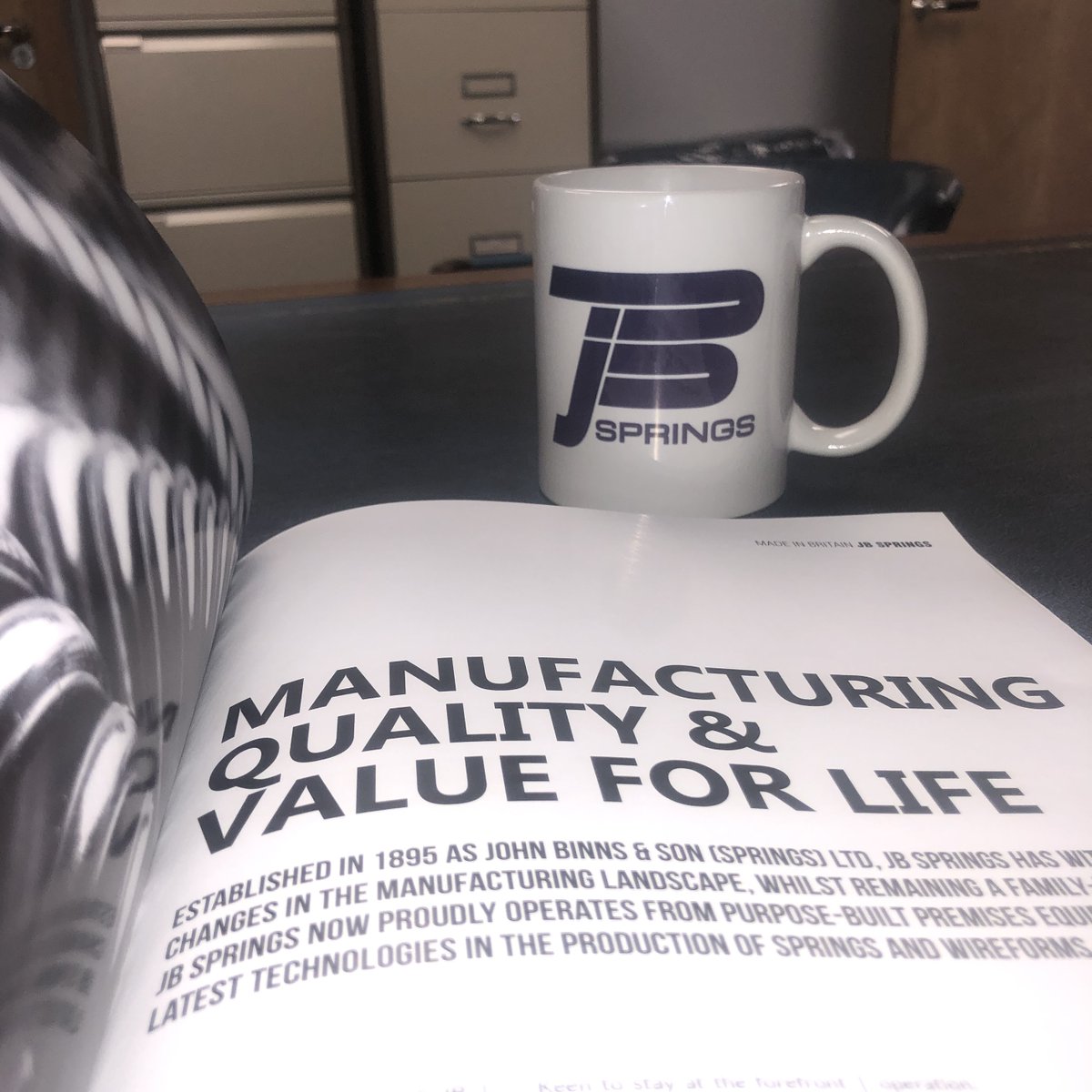 JB__Springs's tweet photo. Great to see our article in the latest edition of MEM all about our work making springs! π°
Read online here: https://t.co/fOhGZ7TKTj. Find us on pages 67-69. ππ»
#ukmfg #mfg #ukmanufacturing #engineering #feature #journalism #Springtelligence #spring #manufacturing https://t.co/dqzaHqeE5V