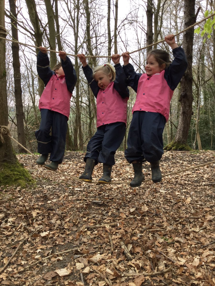 PipersForestSch's tweet image. Reception @PipersPrePrep enjoyed trying out our new ropes and investigating an ants nest this week at forest school #pipersoutdoors #pipersreception #pipersforestfun #spring