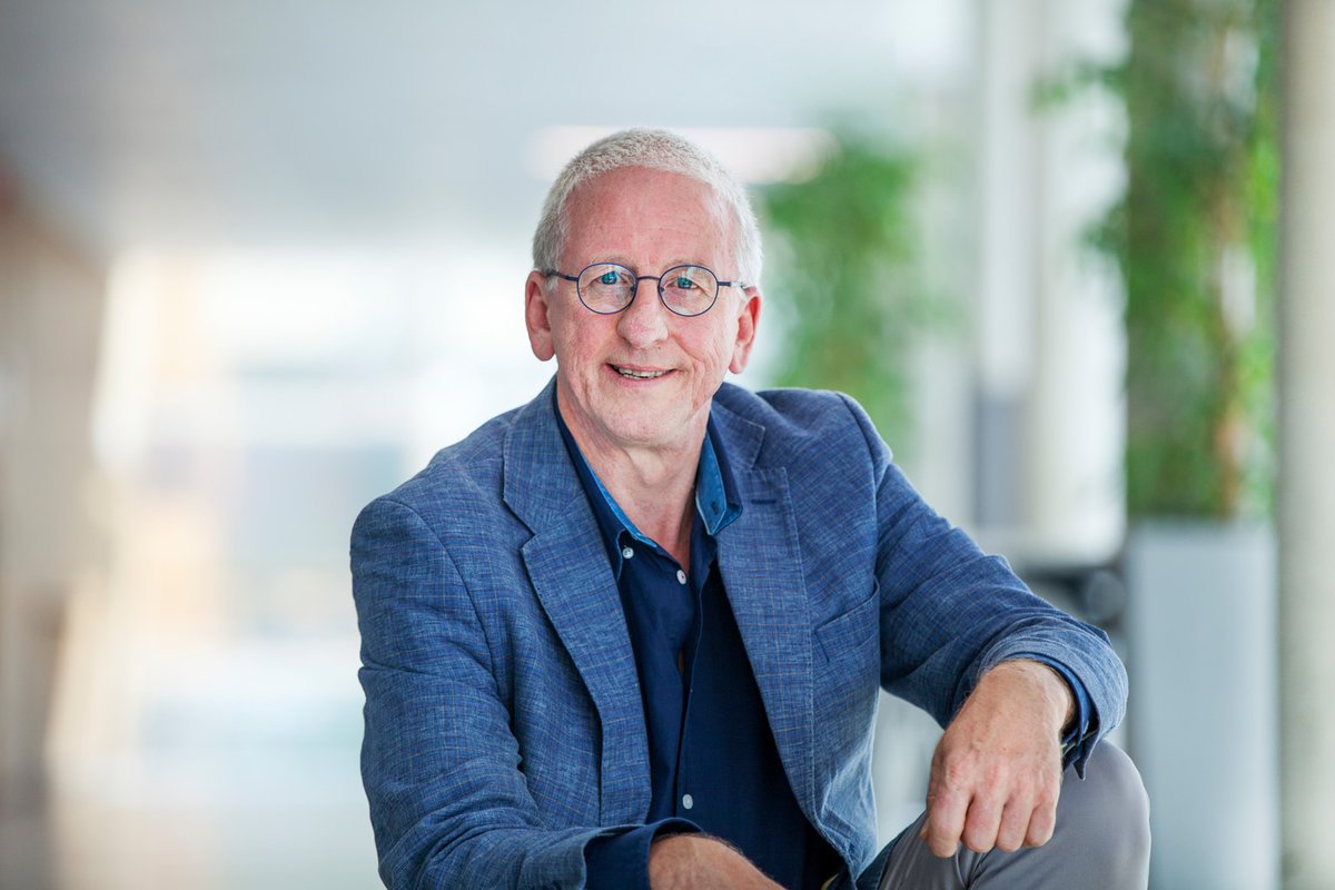 2 juni wordt Kees Hoogland officieel geïnstalleerd als lector Wiskundig en analytisch vermogen van professionals. Hij spreekt zijn online #openbareles 'De mathematisering van de samenleving' uit tijdens een live uitzending. social.hu.nl/3e2WbHP #huonderzoek #hierkomtallessamen