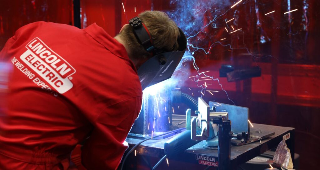 WorldSkills Engineering Skills Competitions - Registrations Open - mailchi.mp/ecd768fe4179/w…
