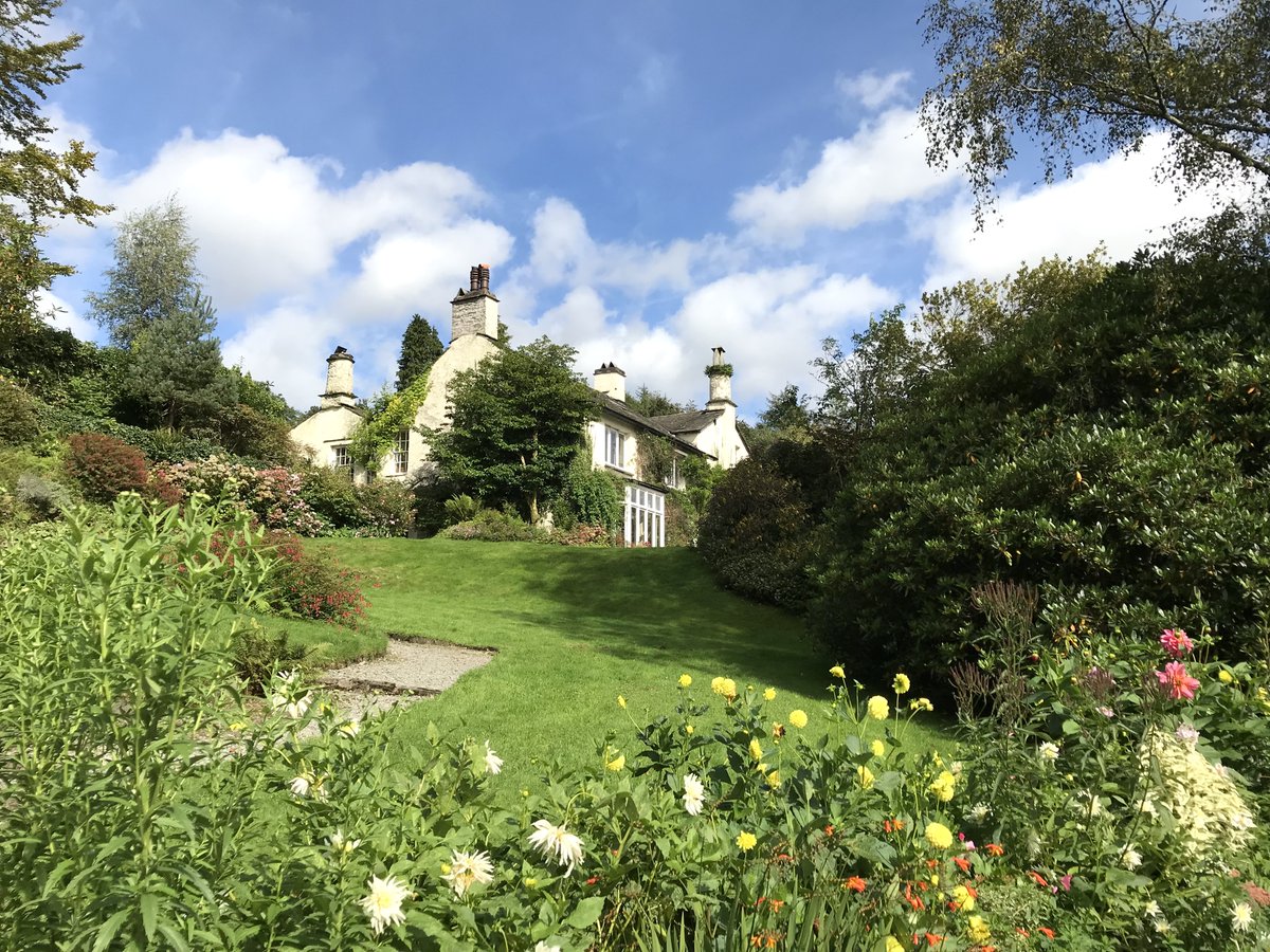 Lake_DistrictTG's tweet photo. It's #NationalGardeningWeek so a good time to plan a visit to a #garden in #LakeDistrict #Cumbria.
@RuskinsFriends @Rydal_Mount @brockhole @AskhamHall (all pic) 
@HolehirdGardens @lowthercastle @HolkerHall @LevensHall @DalemainMansion @HuttoninForest etc @The_RHS @FeatureCumbria https://t.co/zbFwjwXITq