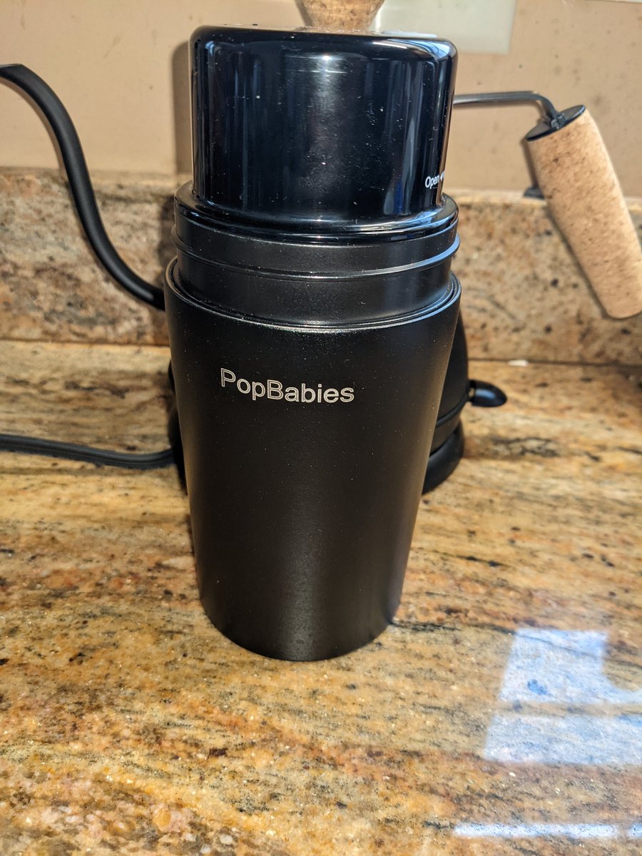 How do you start your morning. #coffee #coffeetime #coffeegrind #coffeelover #coffeetime #popbabies #popbabiescoffeemaker @popbabiesamz #bodum #bodumkettle