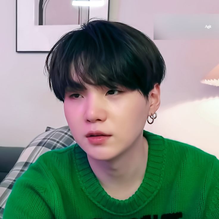 " you were born to be real ,not to be perfect "           ~ MIN YOONGI.