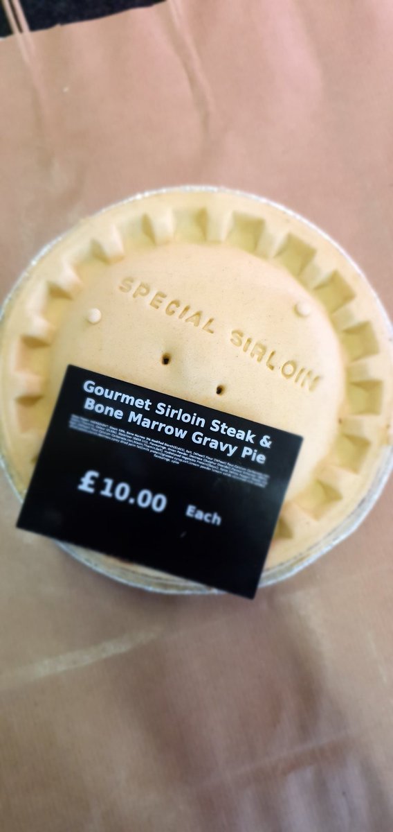 Continuing British Beef with with this beauty of pie ! Gourmet sirloin steak &amp; bone marrow gravy pie ! Beauty is most certainly in the eye of the pie'holder with this one 😍 Be quick they won't be around for long...🇬🇧🇬🇧