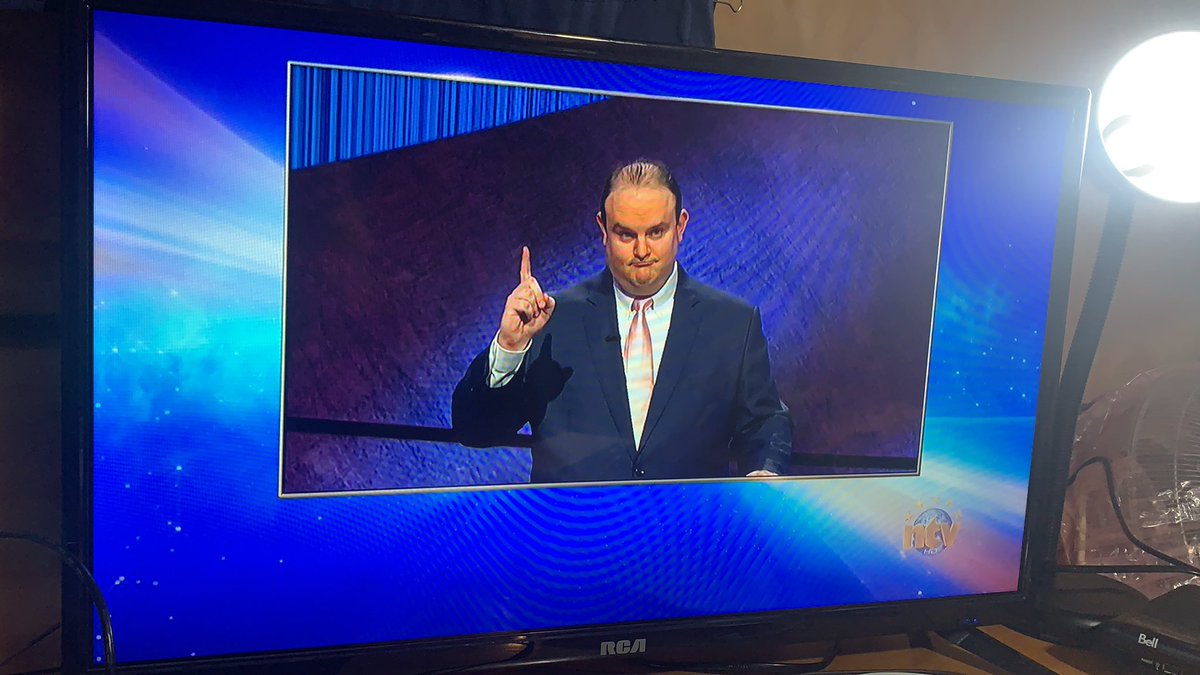 Patrick81678's tweet image. To all the dumbass Twitter users who listen to @andersoncooper,

NO! Kelly Donohue DID NOT flash a white power ok signal. He was showing everyone that he was a 3 day returning champion like he did in these other pictures when he won. Stop seeing racism everywhere you go, you nuts