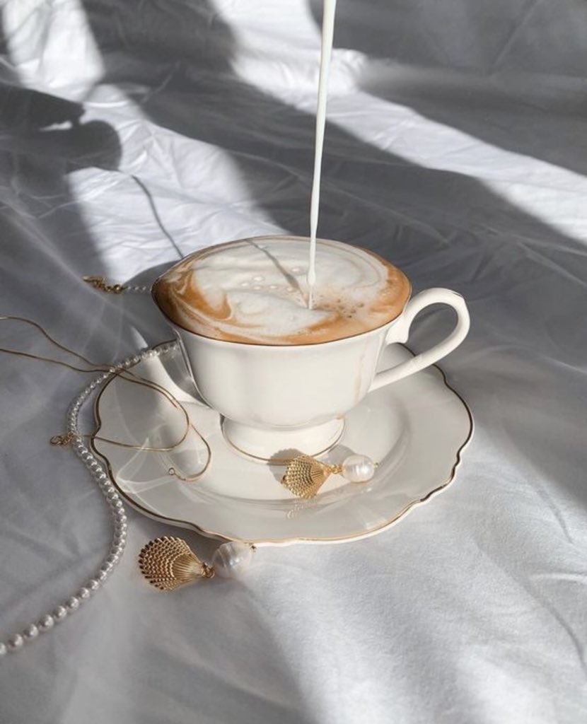 RespirerC's tweet photo. ☕️Кофеин имеет мочегонный эффект.
☕️Умеренное употребление положительно влияет на нервную систему и НЕ вредит сердечно-сосудистой системе.
☕️Но превышение индивидуальной дозы влечет к истощению нервных клеток.
☕️Превышая индивидуальную дозу, человек формирует у себя зависимость. https://t.co/2G9ZaCHuI7