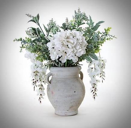 peonyjuliebates's tweet image. Even the peacocks roaming the beautiful Ruckley Estate can&apos;t resist our stunning real touch Hydrangea and Wisteria arrangement! The Tunisian terracotta urn combines rustic and elegance perfectly, available to purchase online at QVCUK for £95! #peonyfauxflower #unusualvase #urn