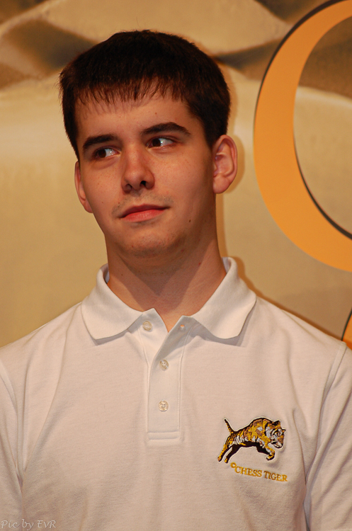 ChessClassic's tweet image. Congratulations from the Chess Tigers to @lachesisq! This pic was taken in August 2009, during the Chess Classic Mainz. #chessclassic #challenger #FIDEcandidates