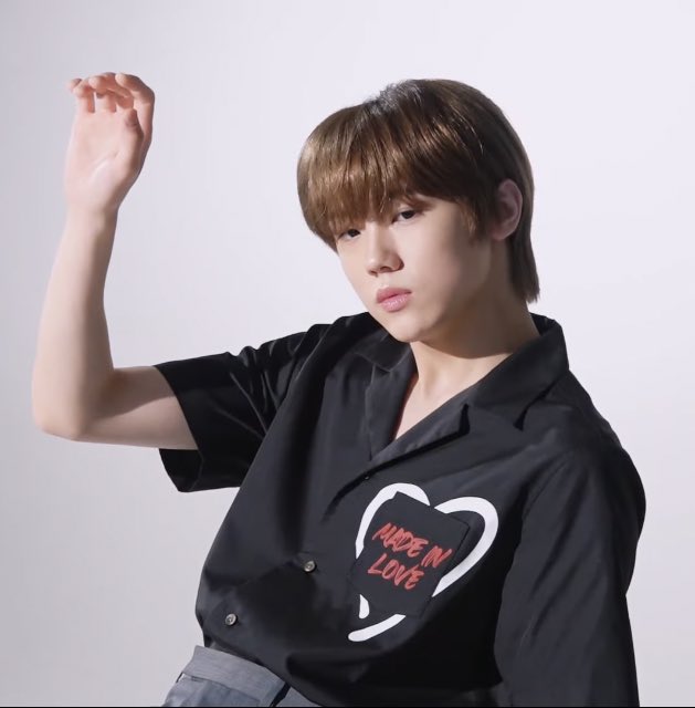 ahnfeed's tweet image. 