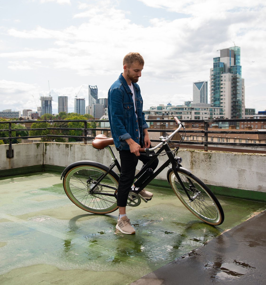Jack's upgrade from the underground was a 40-year-old single speed bicycle with some questionable modifications. The time saving was addictive. He wanted more. Jack became Nav's co-conspirator of various personal electric concepts; good, bad and the unsafe.buff.ly/3wRigjM