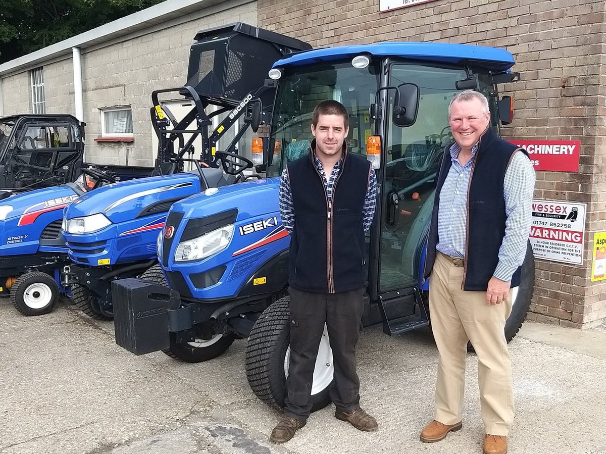 iseki_uk's tweet image. 🔦Dealer Spotlight🔦
@AGroundcare based in Dorset, owned by Jamie Hutchings; "I have been selling ISEKI compact tractors and mowers for over 15 years, our customers love the quality of the products, they are well built and extremely reliable." Book a demo with your dealer today!