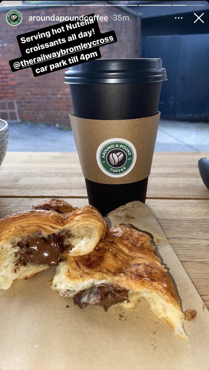 Ooh !! Come and try the lovely Hot Nutella Croissants 🥐 🥐 ❤️❤️