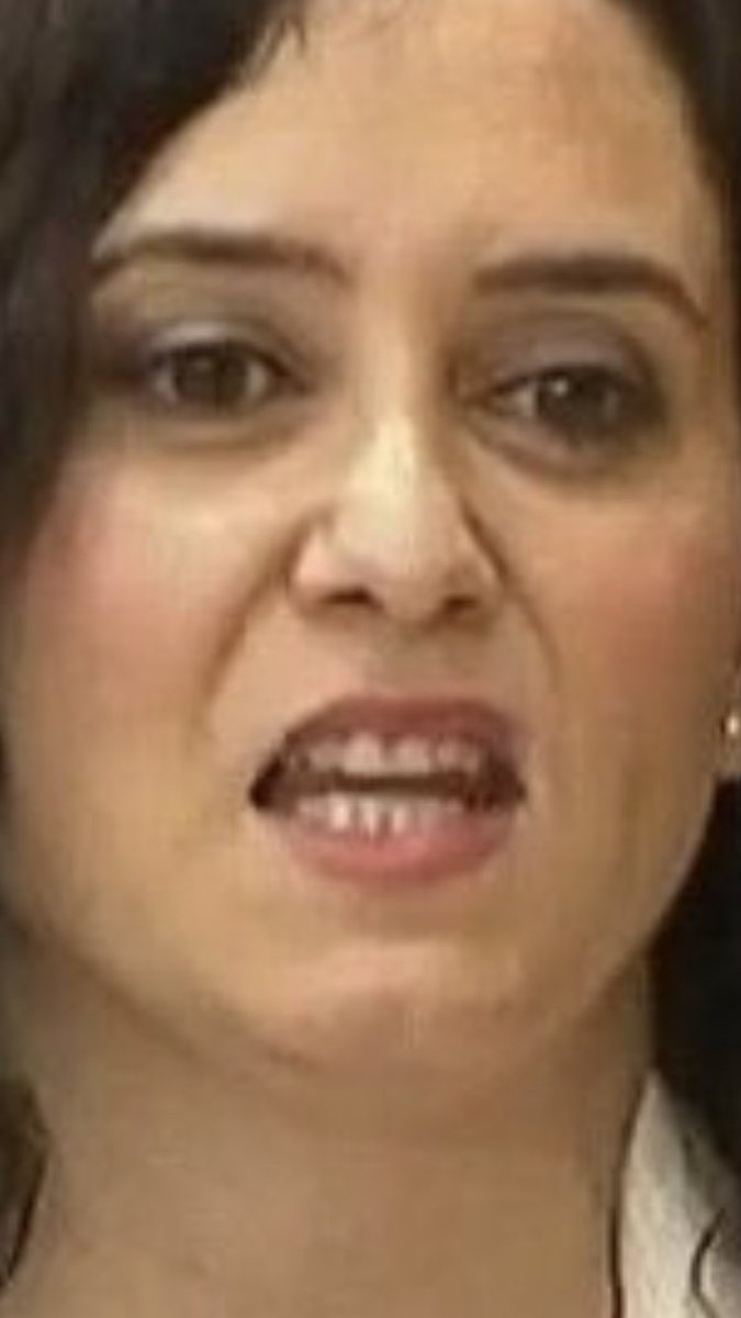 anaalonsogonza1's tweet image. Se la ve, pelín resentida en amores... también, no!? 🤦🏻‍♀️