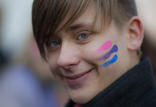 psychmag's tweet photo. ‘People erase my existence’…
@Thomas_York2 - a bisexual psychology student at @BathSpaUni - draws on research and cultural sources to understand biphobia and bisexual erasure.
https://t.co/ZZr66uqjG7 https://t.co/uqbUOkU1vI